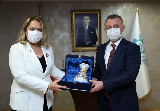 KOSOVA'YA YAPTIĞINIZ YARDIMLARDAN DOLAYI TESEKKÜR EDERİZ