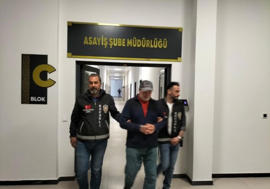    Ağırlaştırmış müebbet hapis cezası ile aranıyordu!