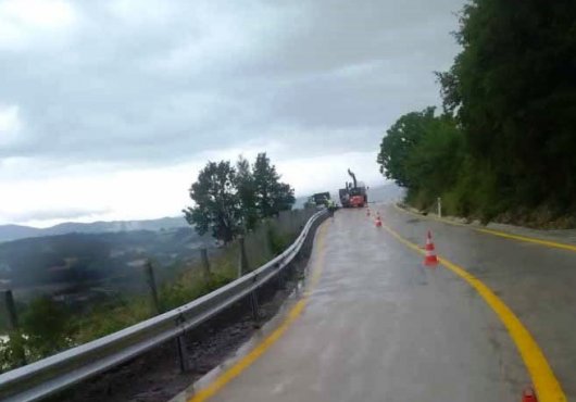 DÖRT KÖYÜ BİRBİRİNE BAĞLAYAN YOL ARTIK DAHA GÜVENLİ