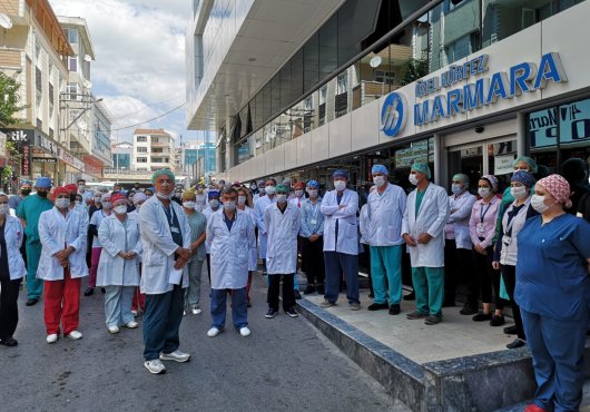 HASTANE BASIP BAŞHEKİMİ DARP ETTİLER
