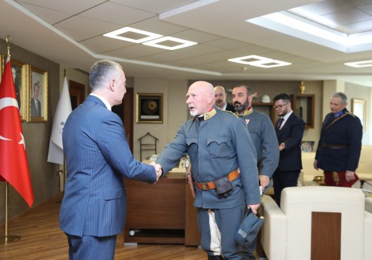 Başkan Büyükakın: Bosna’da insanlar katledilirken başınızı öbür tarafa çeviremezsiniz