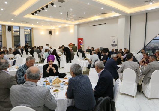 Eğitim Camiası İftarda Buluştu