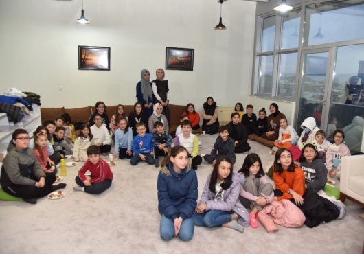 KARTEPE’Lİ ÇOCUKLAR İŞARET DİLİYLE TANIŞTI