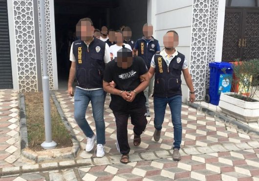 Sosyal medya dolandırıcılığında  8 şüpheli tıutuklandı