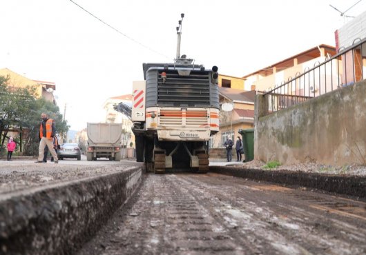 FATİH MAHALLESİ'NDE  ÜSTYAPI YENİLENİYOR