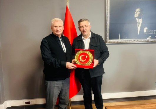 Kocaeli Trabzonlular Derneği’nden, İzmit Milli Eğitim’e Tatil Öncesi Ziyaret