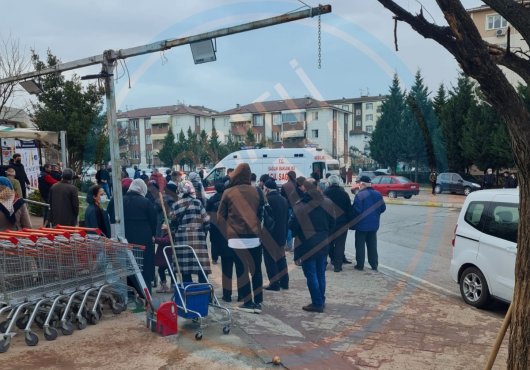 MARKETTE SİLAHLI SALDIRI 1 ÖLÜ 1 YARALI