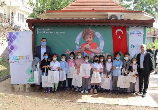 ÇOCUK ÖDÜL MARKET PROJESİ İZMİT'E YAYILIYOR