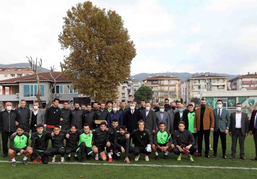 KOCAELİSPOR'A MORAL ZİYARETİ