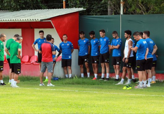 KULLARSPORLU FUTBOLCULAR TESTTEN GEÇTİ