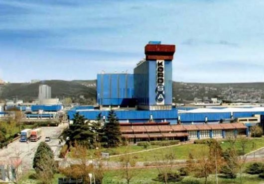 KORDSA da yangın;çok sayıda itfaiye sevk edildi..