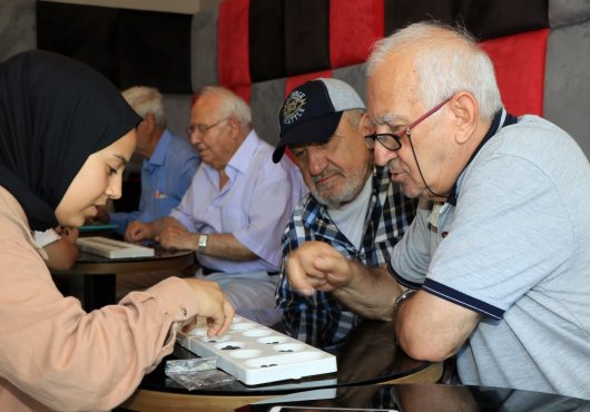    Güvenli yaşlanmak için hafızamızı güçlendirelim
