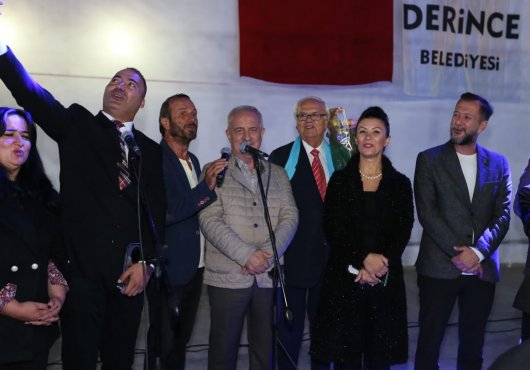 Derince Sahilinde  Eşsiz Konser Coşkusu