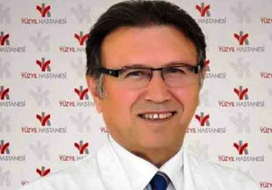 BAŞHEKİM KORONVİRÜS'E YENİLDİ