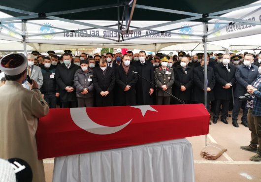 BAŞKA ANALARIN İÇİ YANMASIN