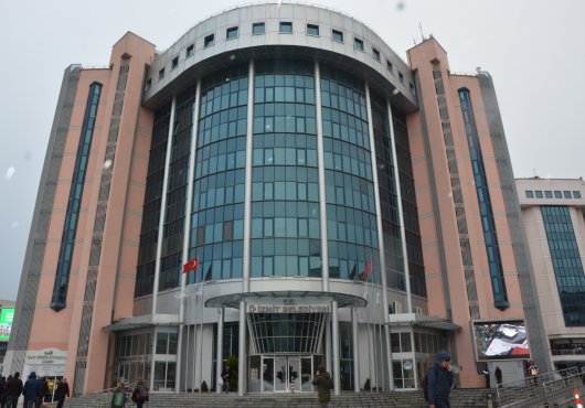 İZMİT BELEDİYESİ AĞIR VASITA ŞOFÖRÜ ALACAK