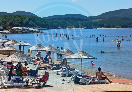 KANDIRA PLAJLARI DOLDU
