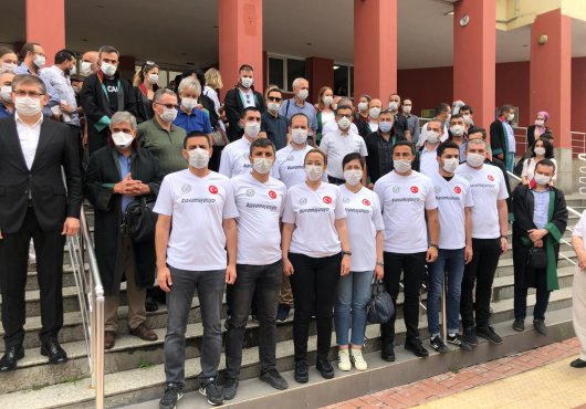 AVUKATLAR ANKARA'YA YÜRÜYOR