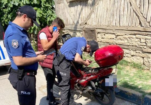 14 araç trafikten men edildi  Aranan 5 kişi yakalandı