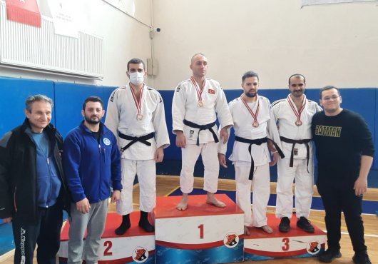 KAĞITSPOR'UN ENGELSİZ ŞAMPİYONLARI